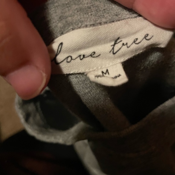 Forever 21 medium sweater. - Picture 2 of 2